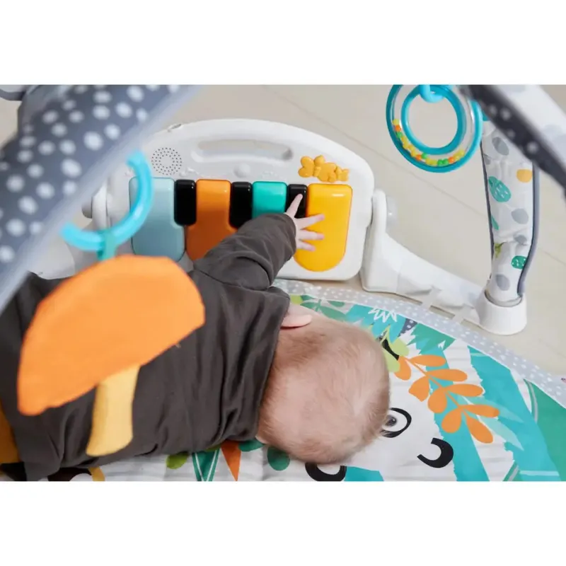 New Aktivitetsstativ med kick - and - play funktion Aktivitetstæpper