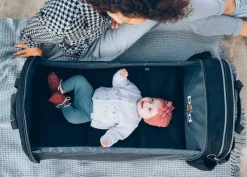 Sale POD® Pusletaske og rejseseng - Chelsea Black Børn Pusletasker|Rejsesenge