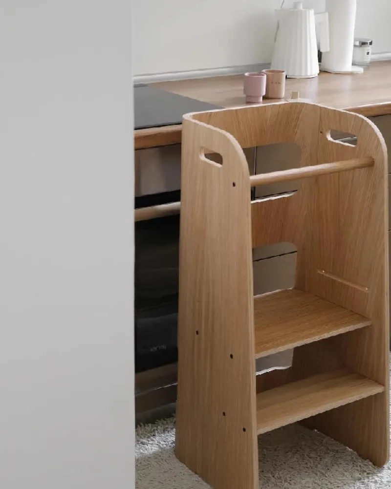 Outlet Læringstårn - Birketræsfinér med en overflade afslutning i egetræ Børn Børnemøbler