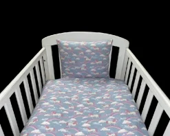 Outlet NM Baby sengelinned - denim enhjørning og regnbue Børn Sengetøj